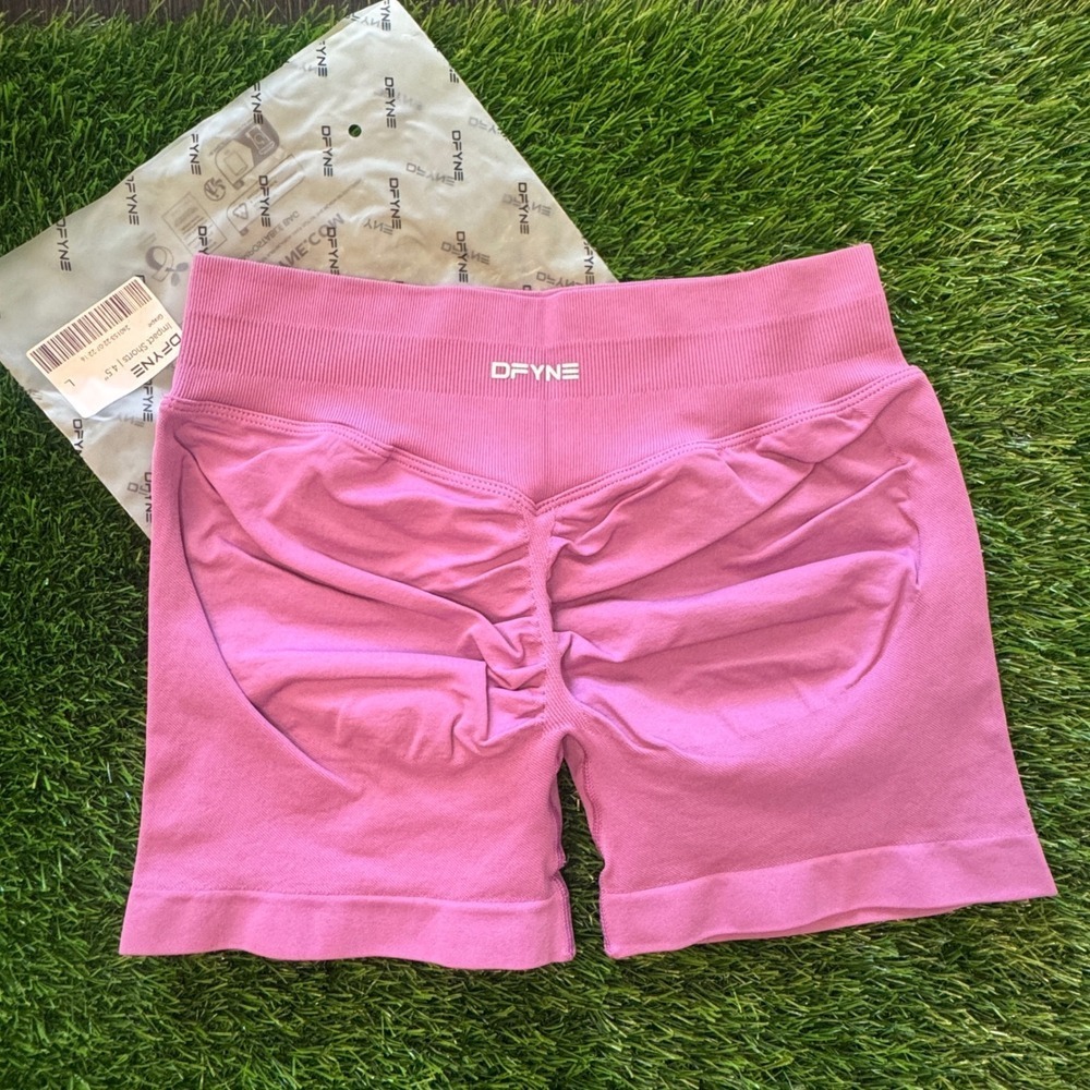 Dfyne impact shorts 4.5" grape large